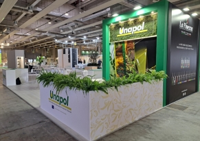 We created one of the best booths at Sol2Expo for UNAPOL: exhibition strategy, design solutions, and results achieved in terms of visibility and customer satisfaction.
