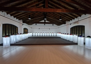 We found the perfect venue for a major presentation for Suomy: a versatile space with an exhibition area and presentation area equipped with a ledwall and stage